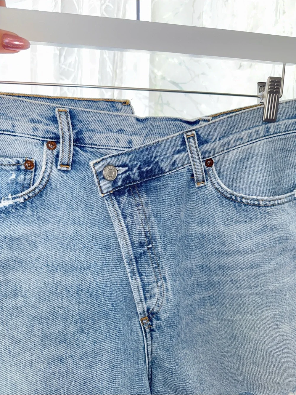 AGOLDE CRISS CROSS FRAYED HEM BLUE JEAN SHORTS - Picture 2 of 9